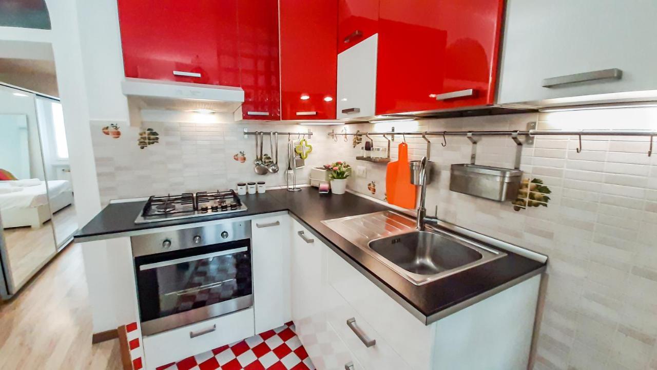 Altido Lovely 1-Br Flat With Easy Access To Centre Milan Bagian luar foto
