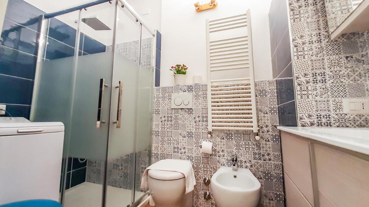 Altido Lovely 1-Br Flat With Easy Access To Centre Milan Bagian luar foto
